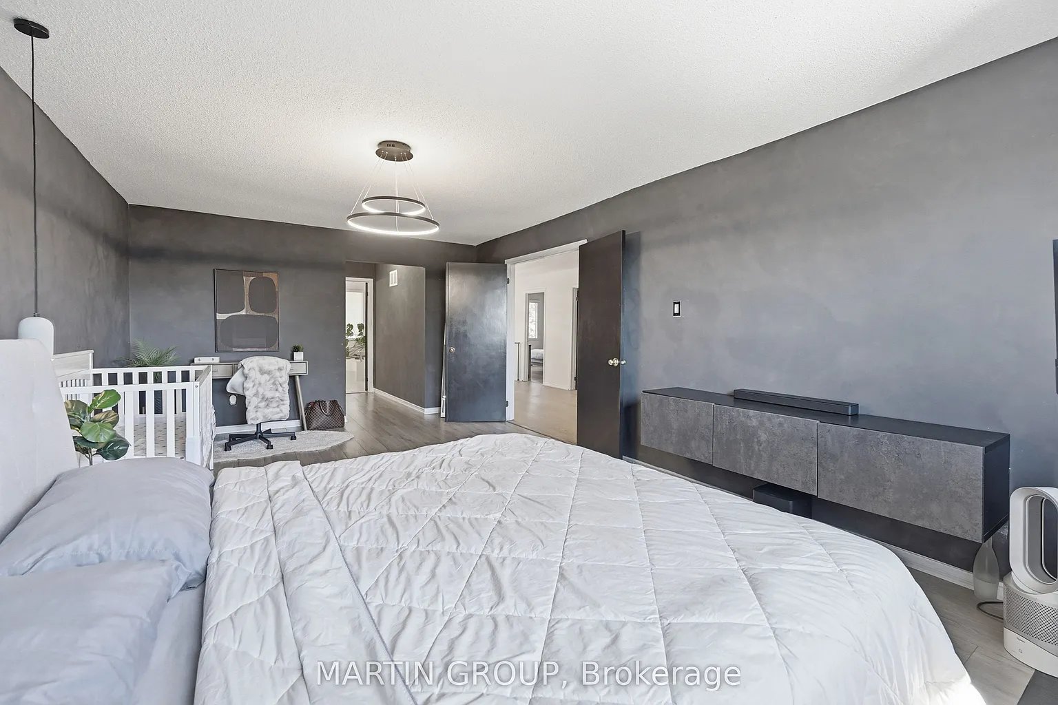 376 Carrier Ln