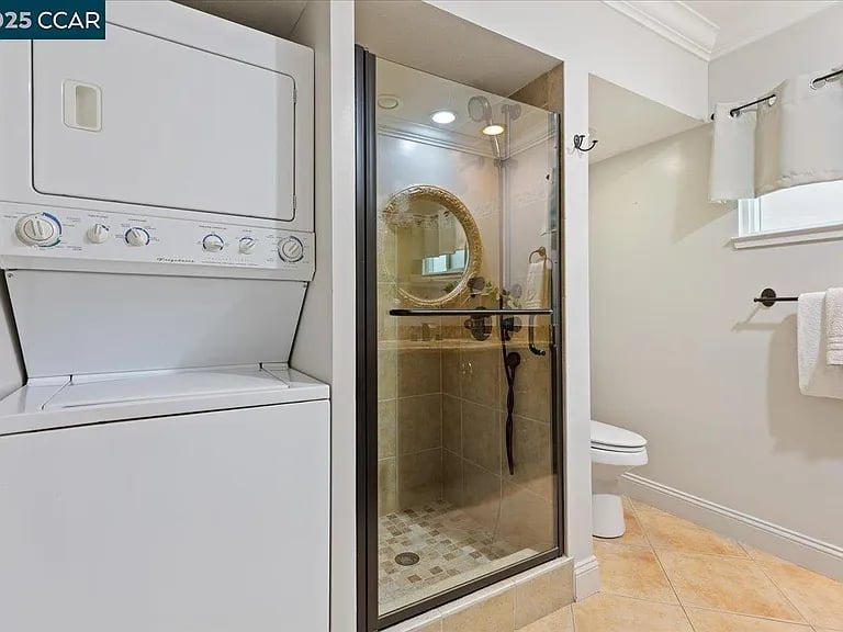 1857 Golden Rain Rd APT 2, Walnut Creek, CA 94595