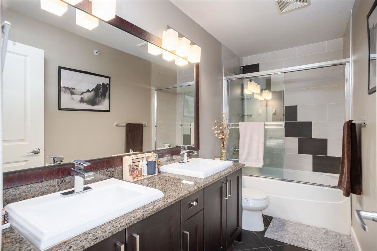 1130 Ewen Ave, #3