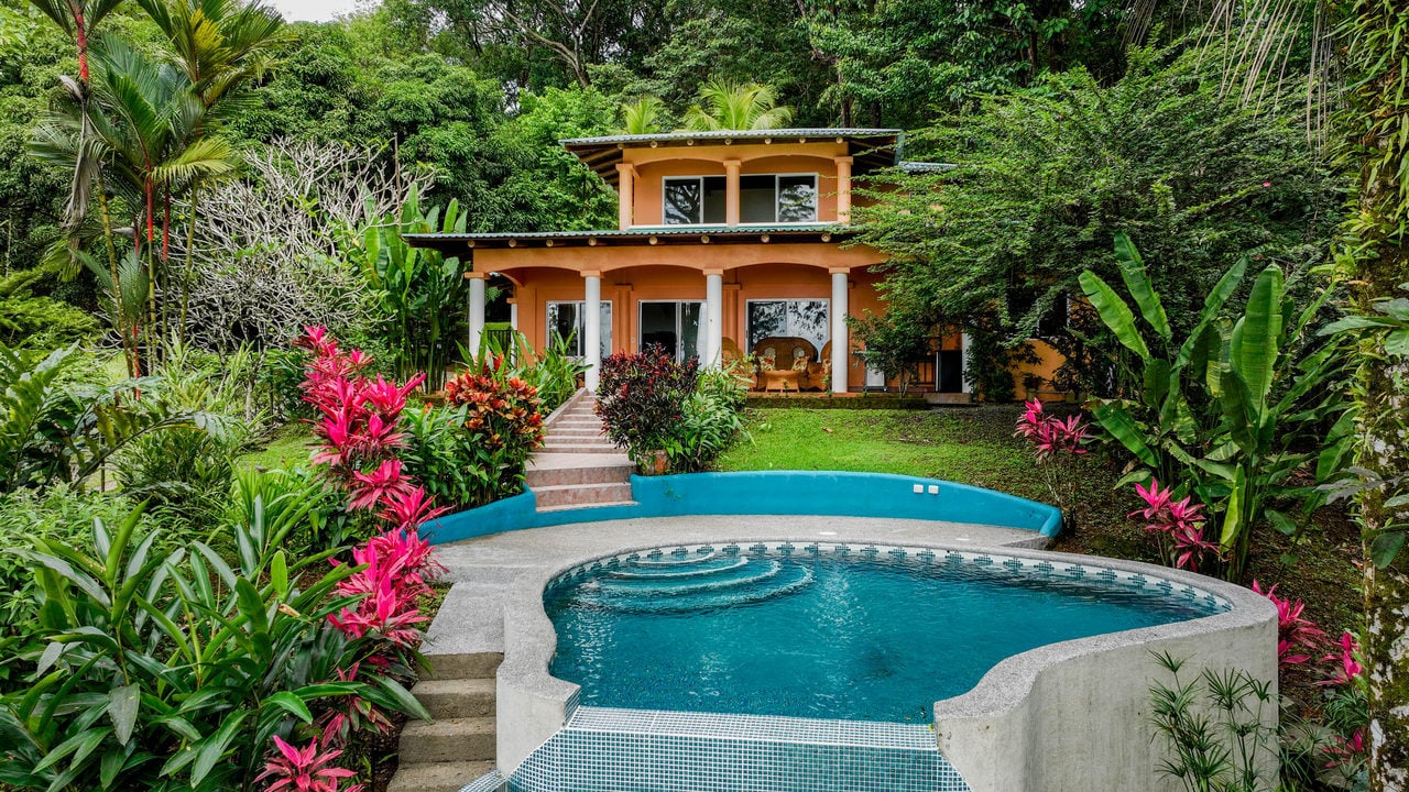 Whale’s Tail Ocean View Estate with Extra Lot in Uvita