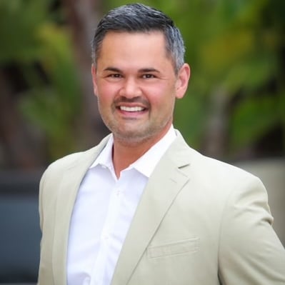 Baris Yucelt Carlsbad, CA Real Estate Agent Headshot