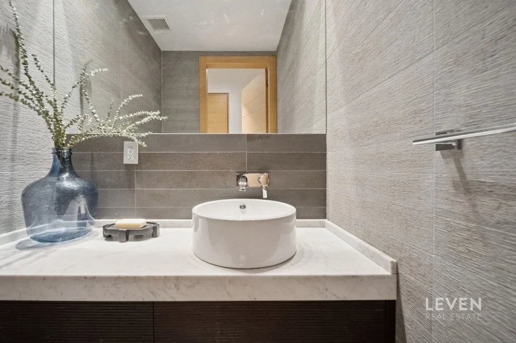 55 Warren Street, #4