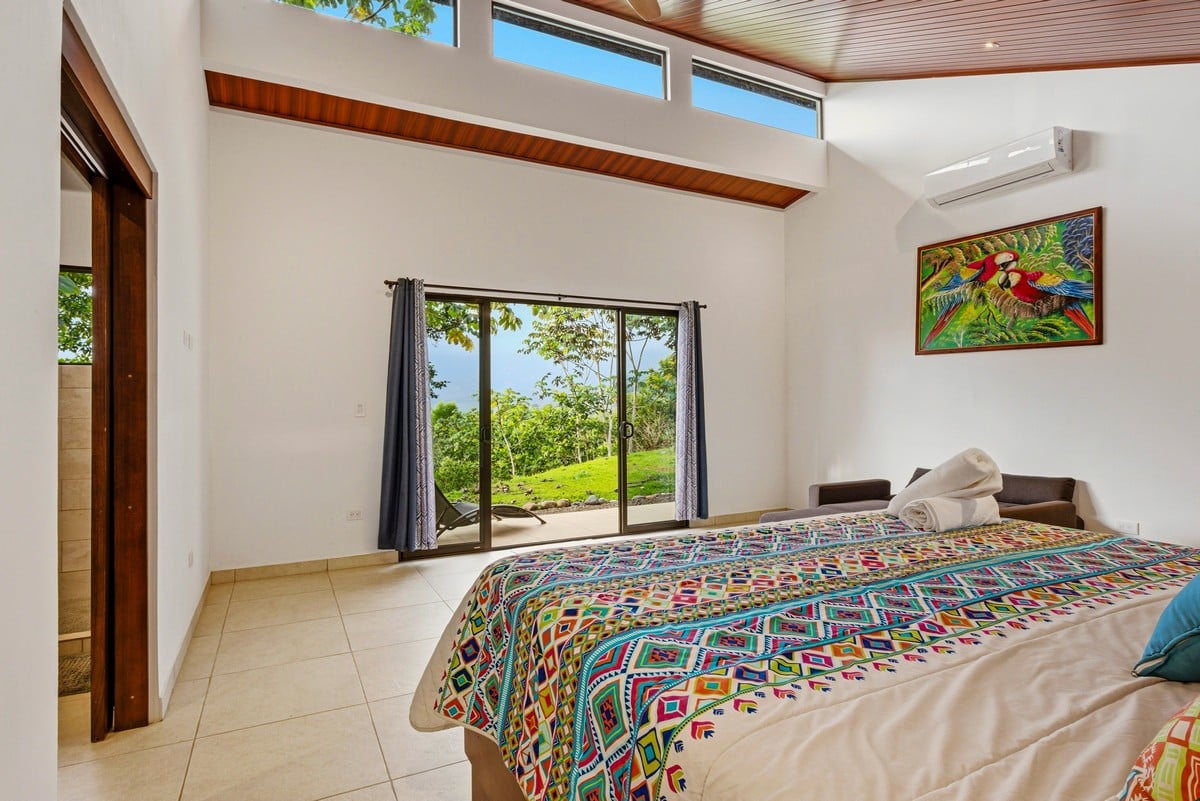1.62 ACRES – Luxury 3 Bedroom Home Plus Guest House With Breathtaking Valley Views & Private Creek Access, Private Mountain Retreat!!!