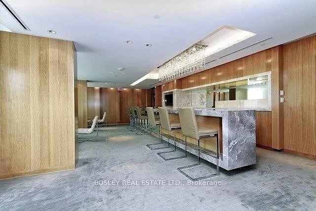 209 Fort York Blvd #468