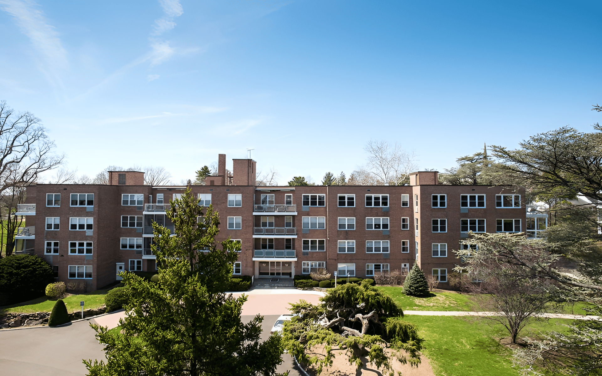 2 Putnam Hl APT 4G