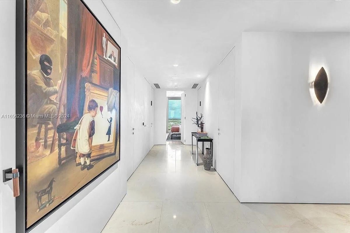 18975 Collins Ave #5302-6