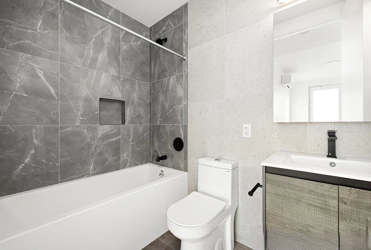 1499 Bedford Ave 5A