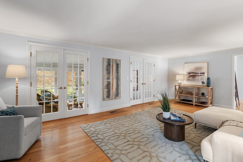 12 Edmonds Rd