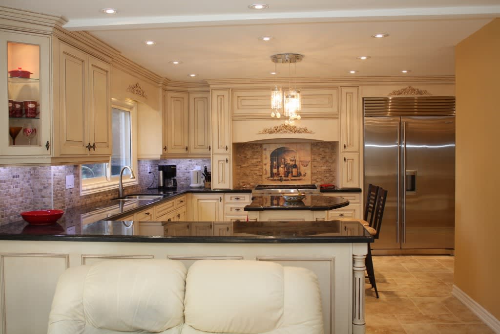 ROOM OF THE MONTH: KITCHEN