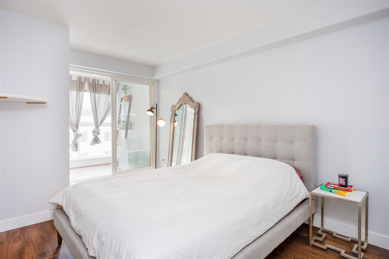 403-988 W 21st Ave