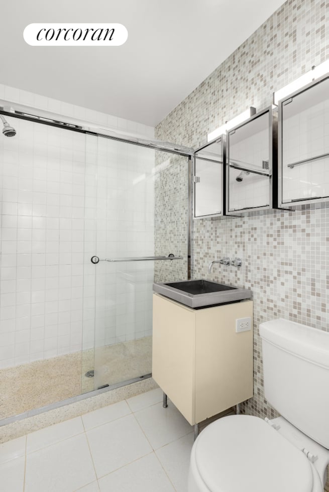 720 GREENWICH STREET Unit: 6HJ