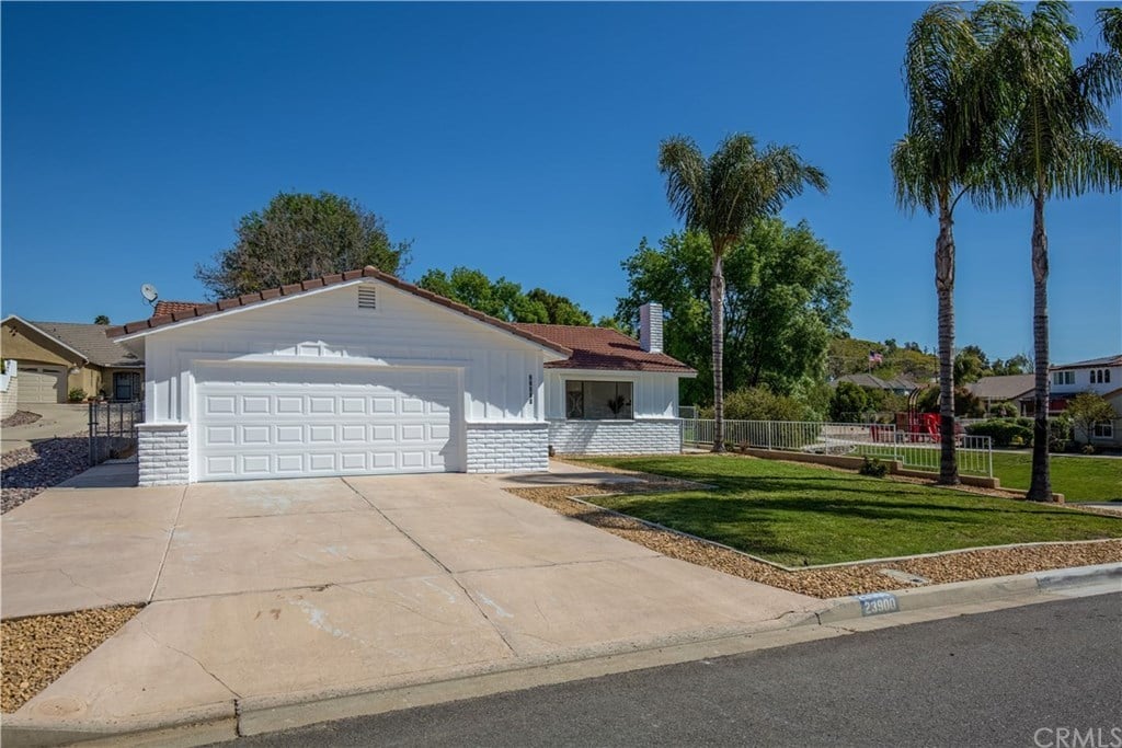 23900 Outrigger Dr