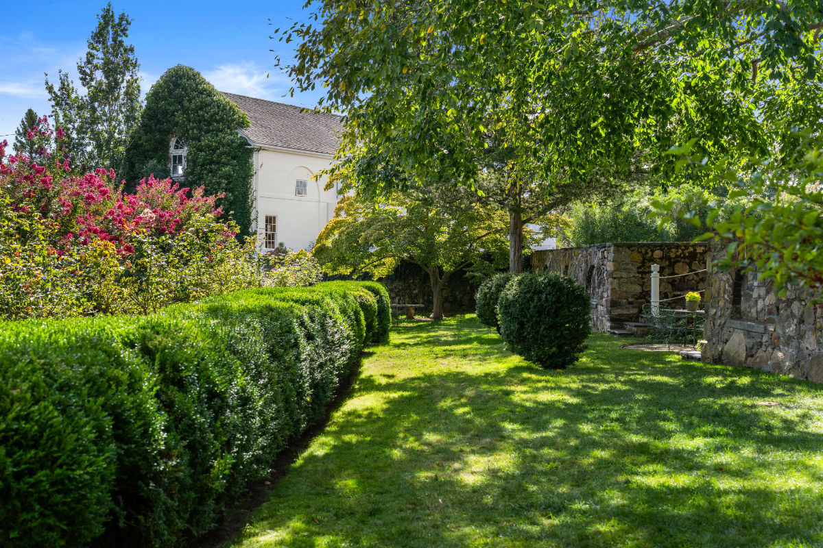 19 Pleasant Street - Moors End