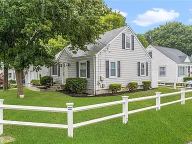 1 Packard Ave