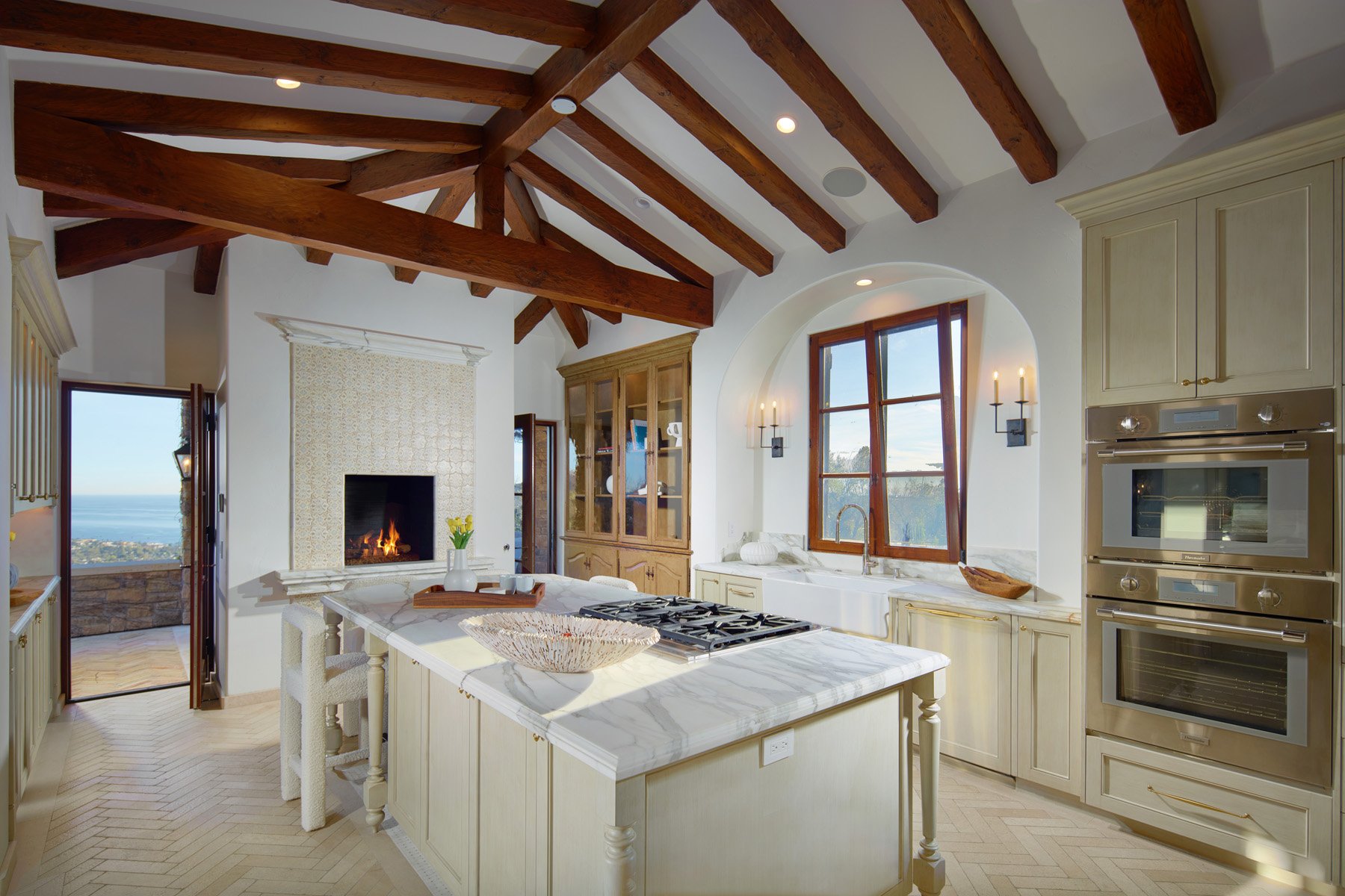 1302 Skyline Drive