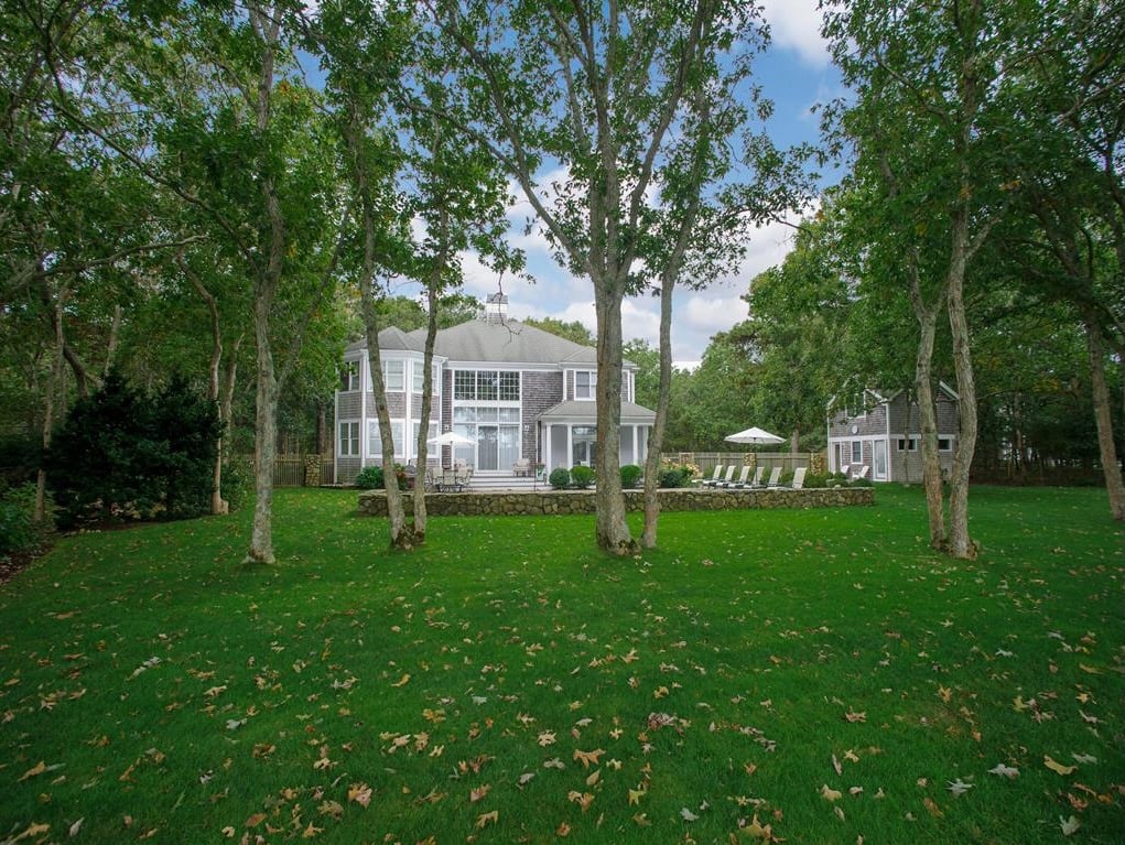 283 Pond Rd