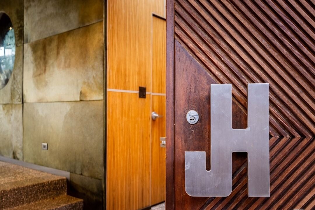 Orion Crest, Devlin Dr, 90069