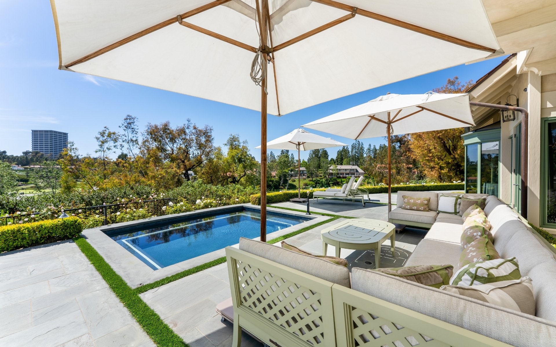 1 Cypress Point Lane