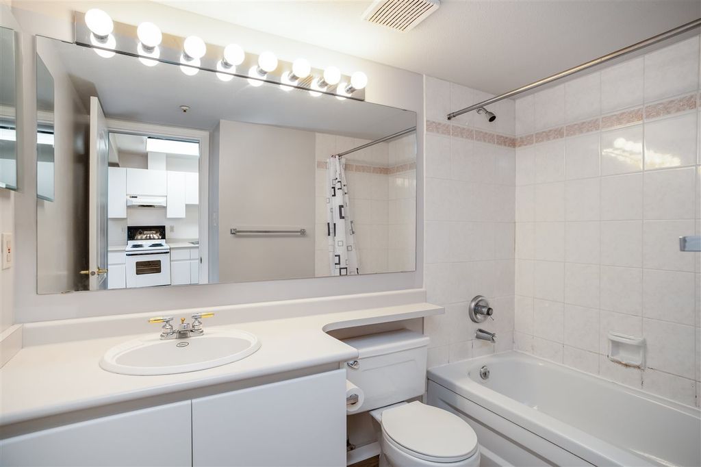 4950 McGeer St, #305