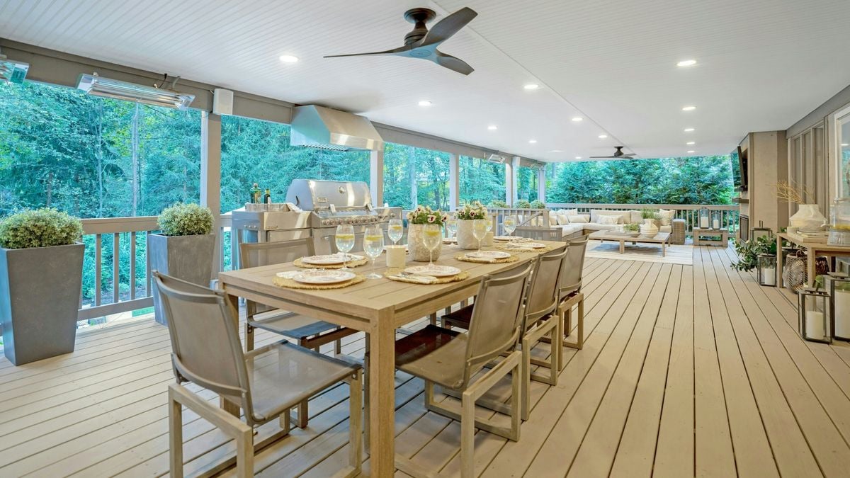 9 Deerfield Drive