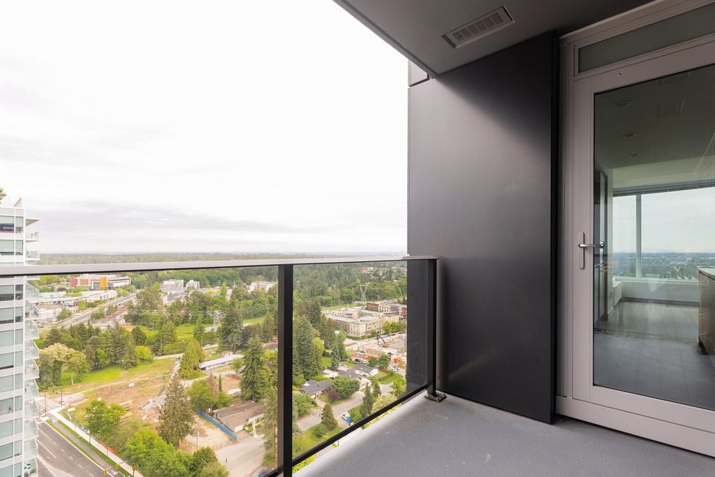 13615 Fraser Hwy, #2810