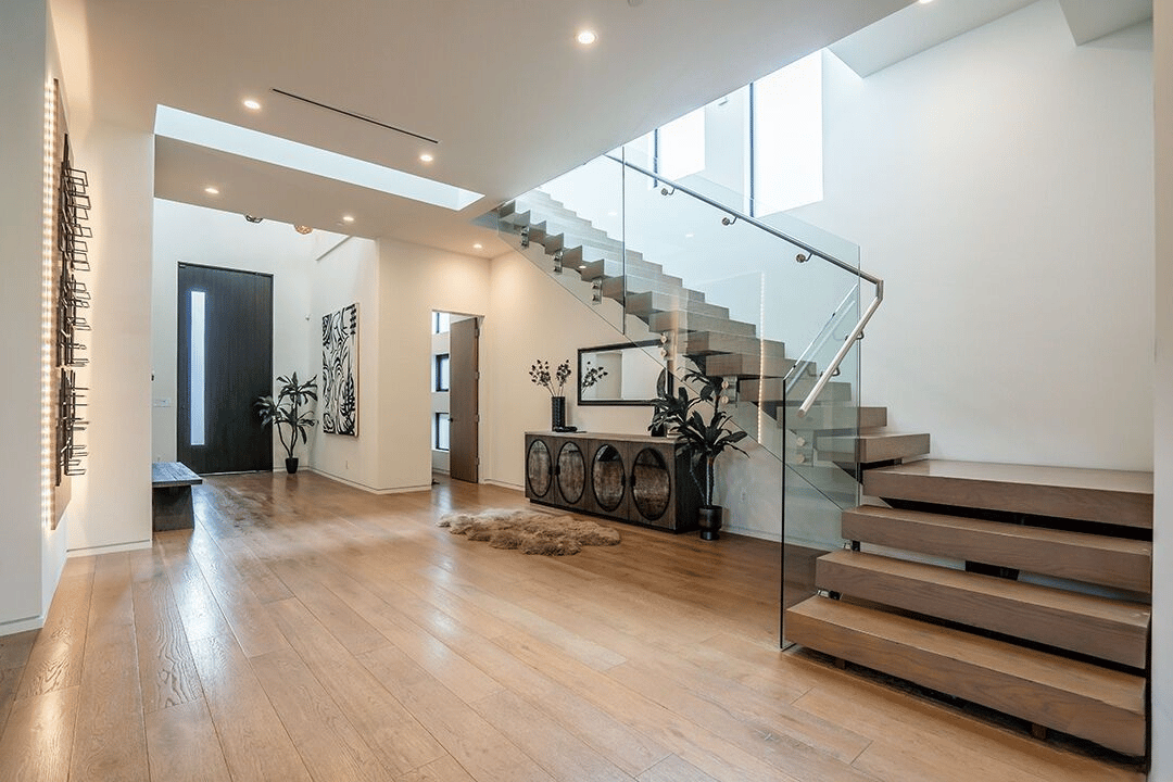 Modern 5BR Home w/Pool – Walk to The Grove & LACMA