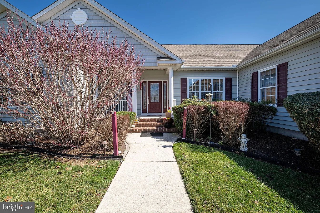 16408 Winding River Dr