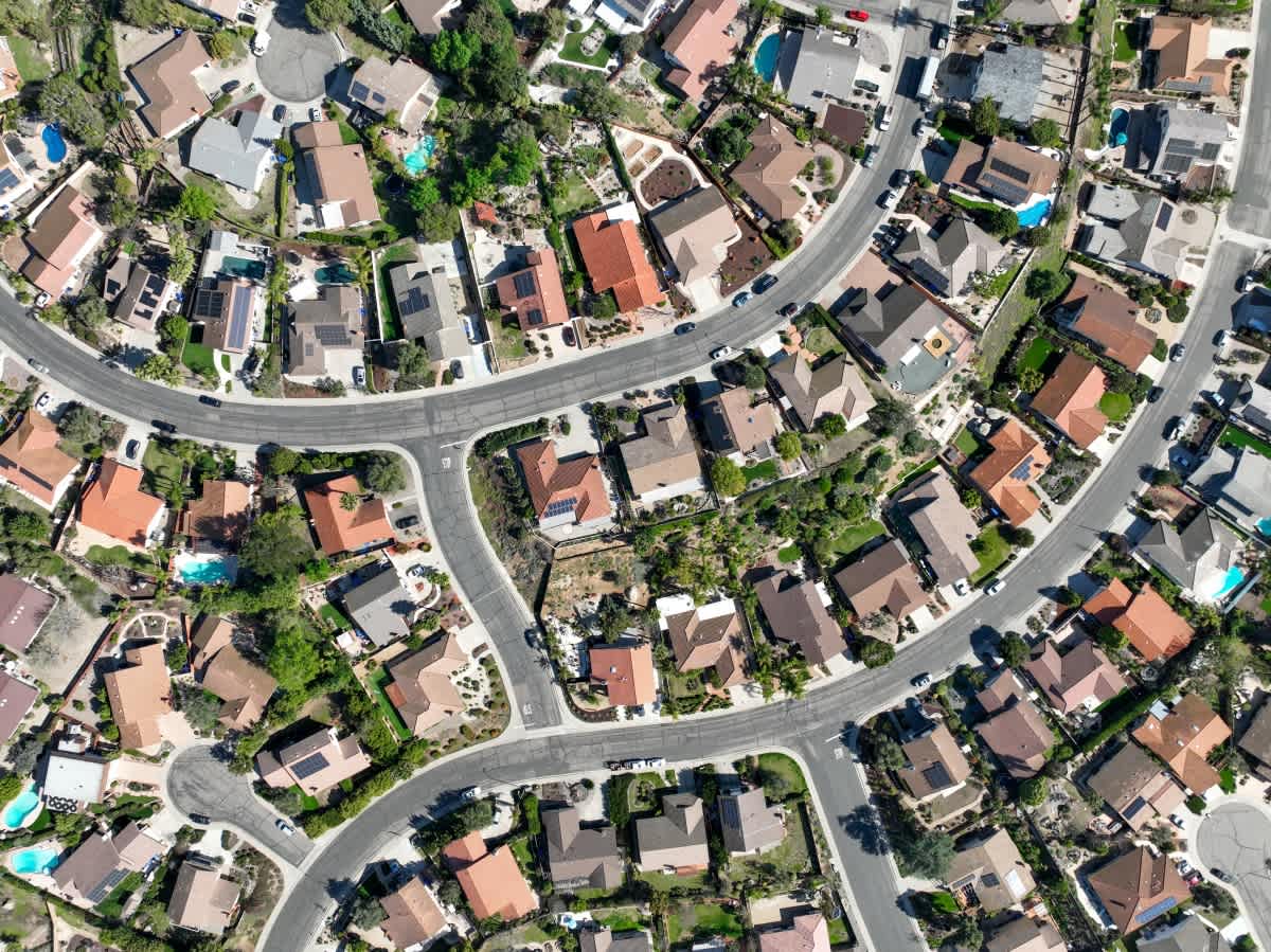 Top 10 Issues That Will Impact Real Estate in 2025
