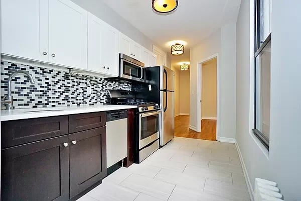 1856 Madison Street Unit: 3L