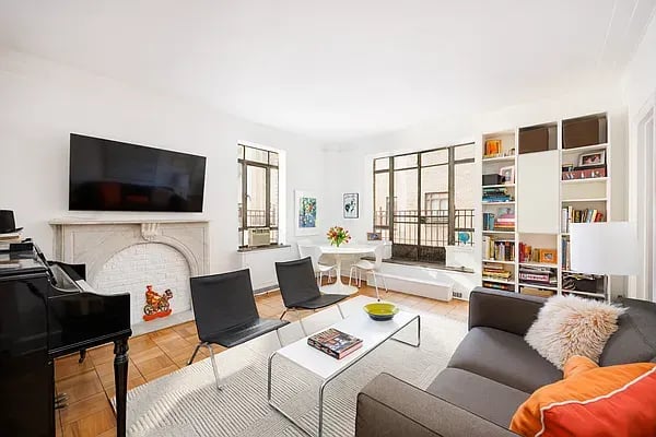 25 Central Park West Unit: 20H