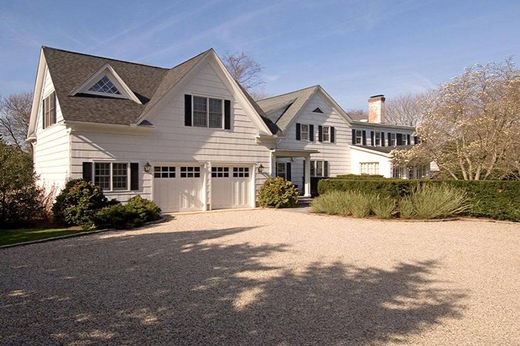 1780 Southampton Village Jewel