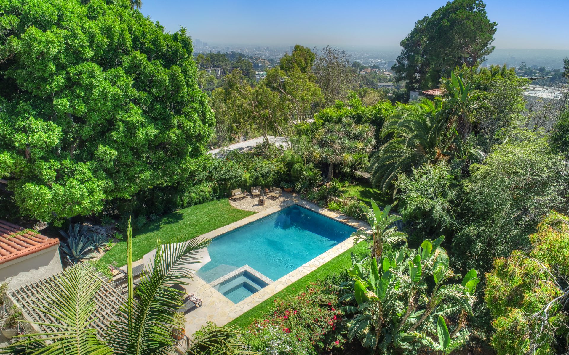  3259 Deronda Dr