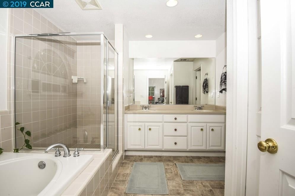 1041 Sheppard Rd 1045