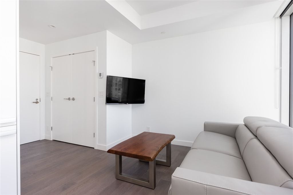 1480 Howe St, #2307