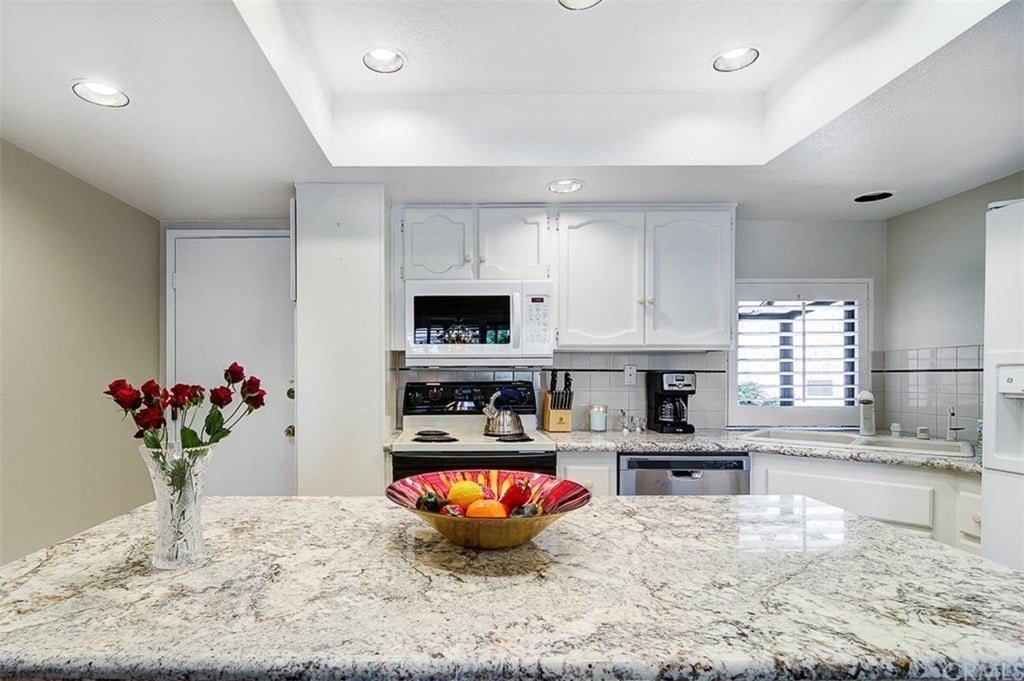 925 Van Ness Ct