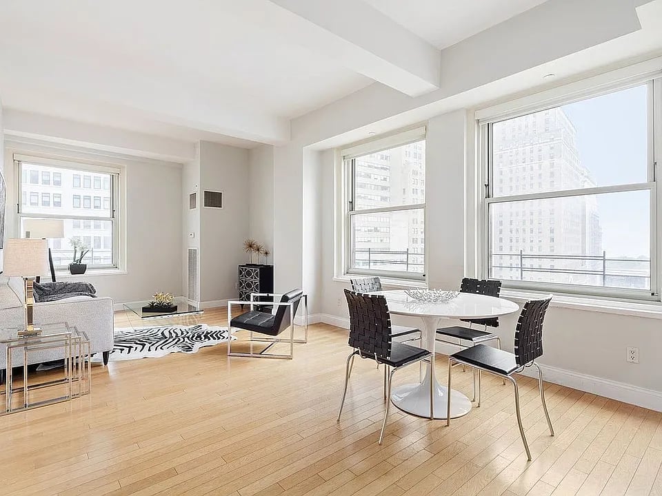 88 Greenwich St, #1004