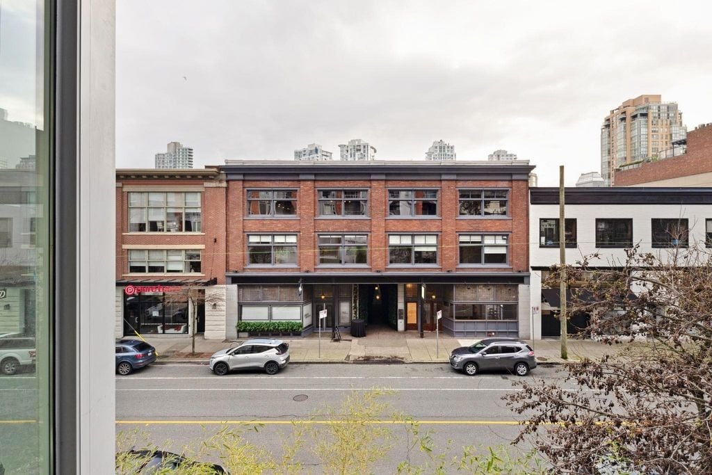 1133 Homer St, #321