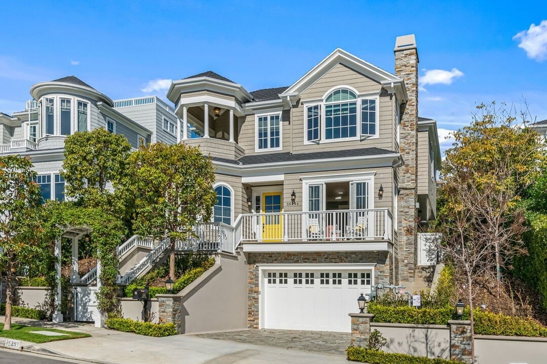 Chateau Crescent