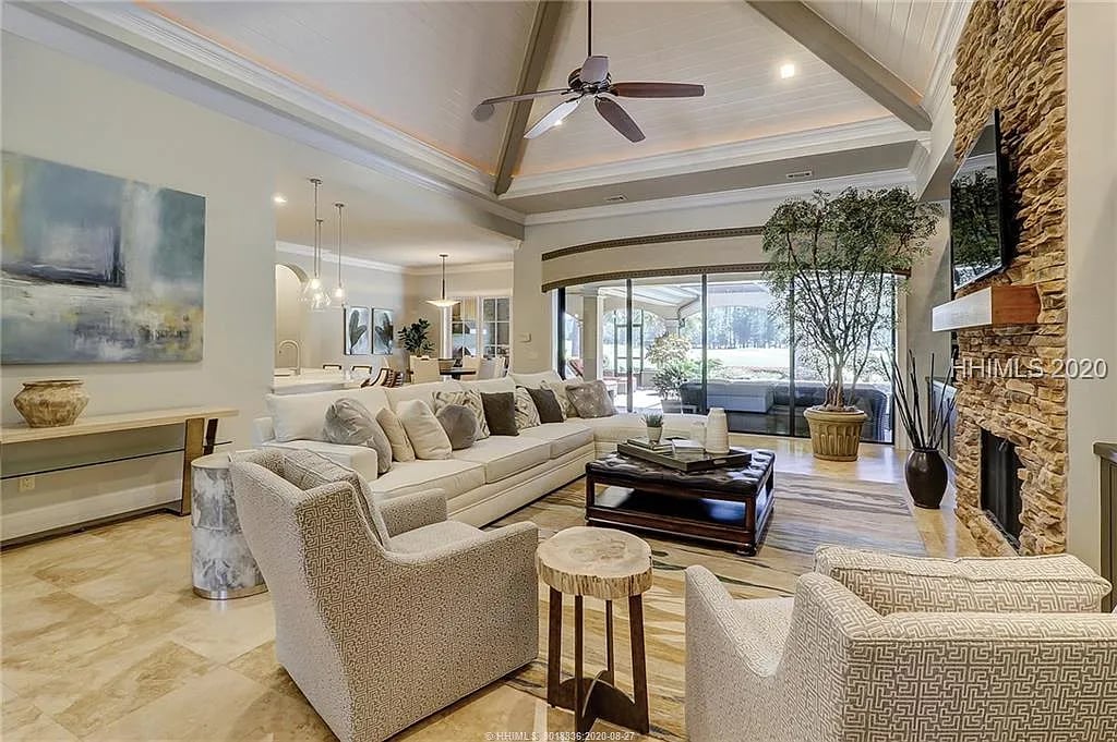 70 Lancaster Pl