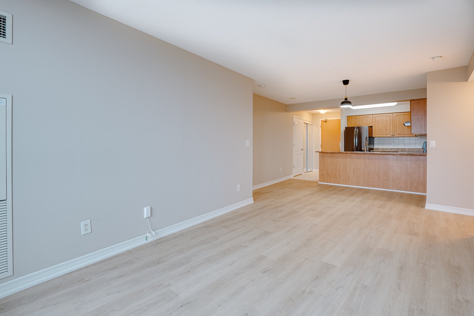 503 Beecroft Road Unit: 1008