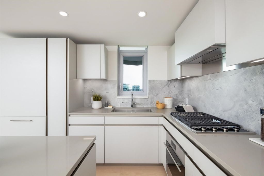 889 Pacific St, #3604