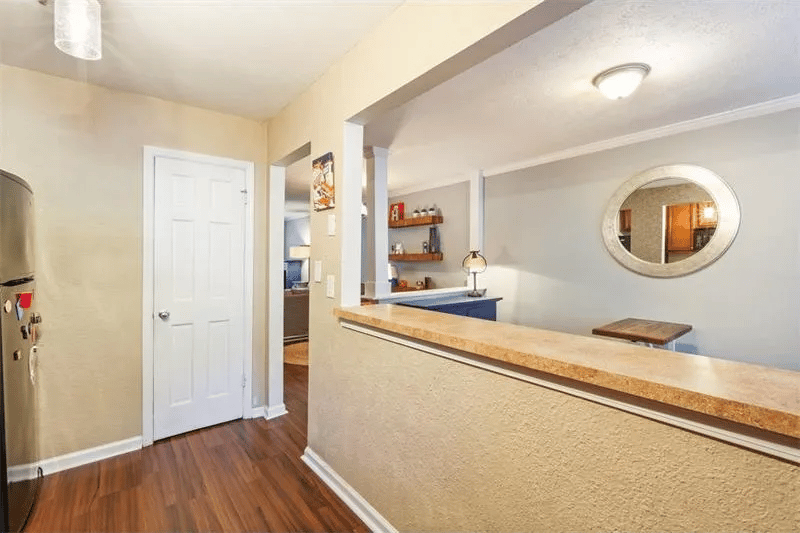 105 River Dr N Unit B