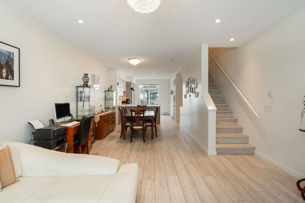 2560 Pitt River Rd, #30