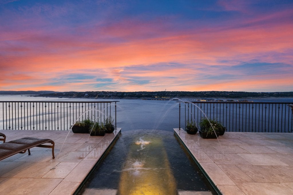 111 Sailfish St