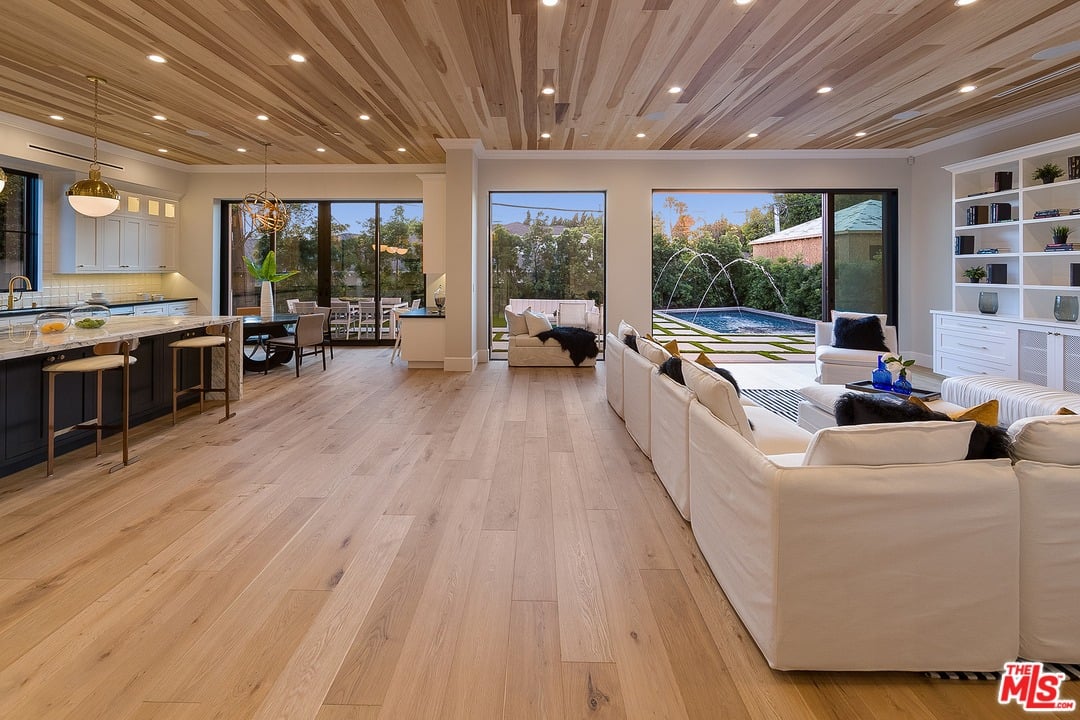 2217 Guthrie Dr