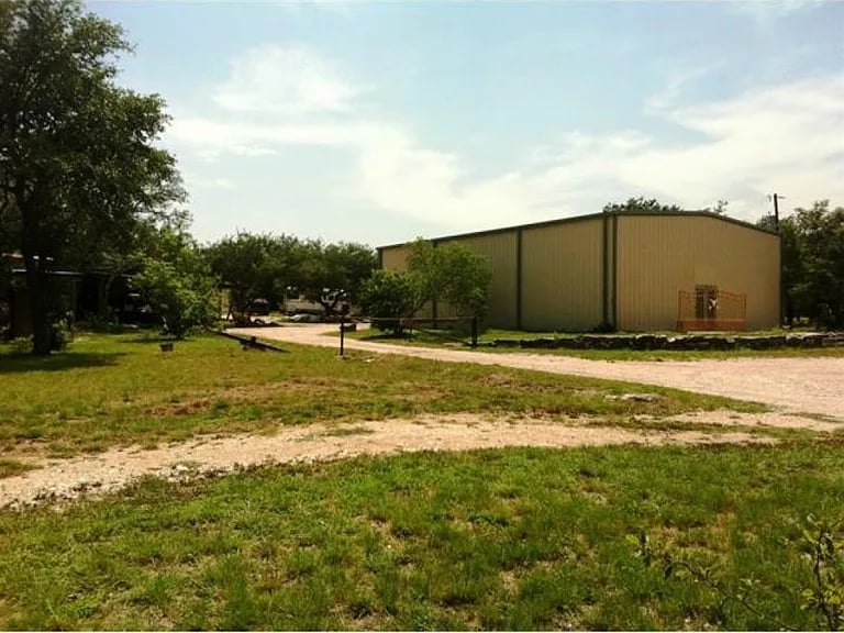 7748 E Us Highway 290 #B