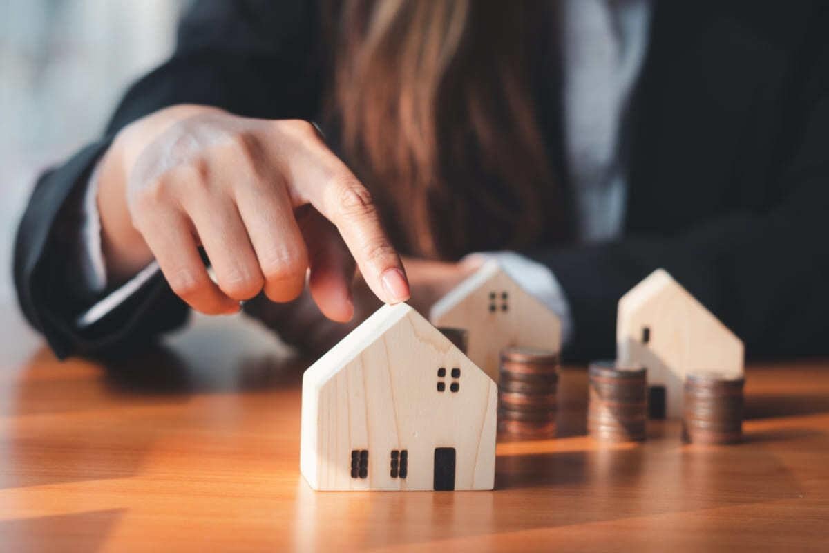 🏡 Why Some Buyers Build Wealth Faster Through Real Estate Than Others