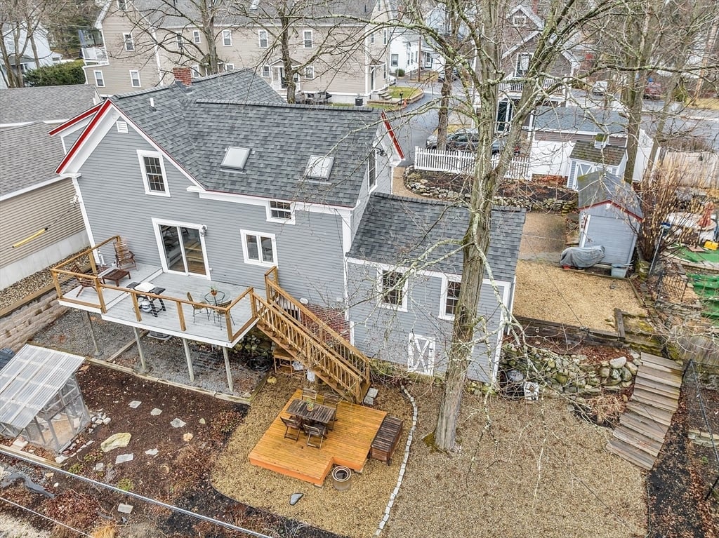 36 Pleasant St