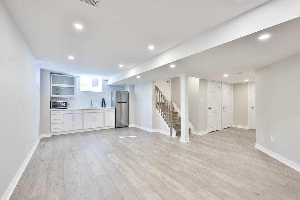 2151 Bingley Cres