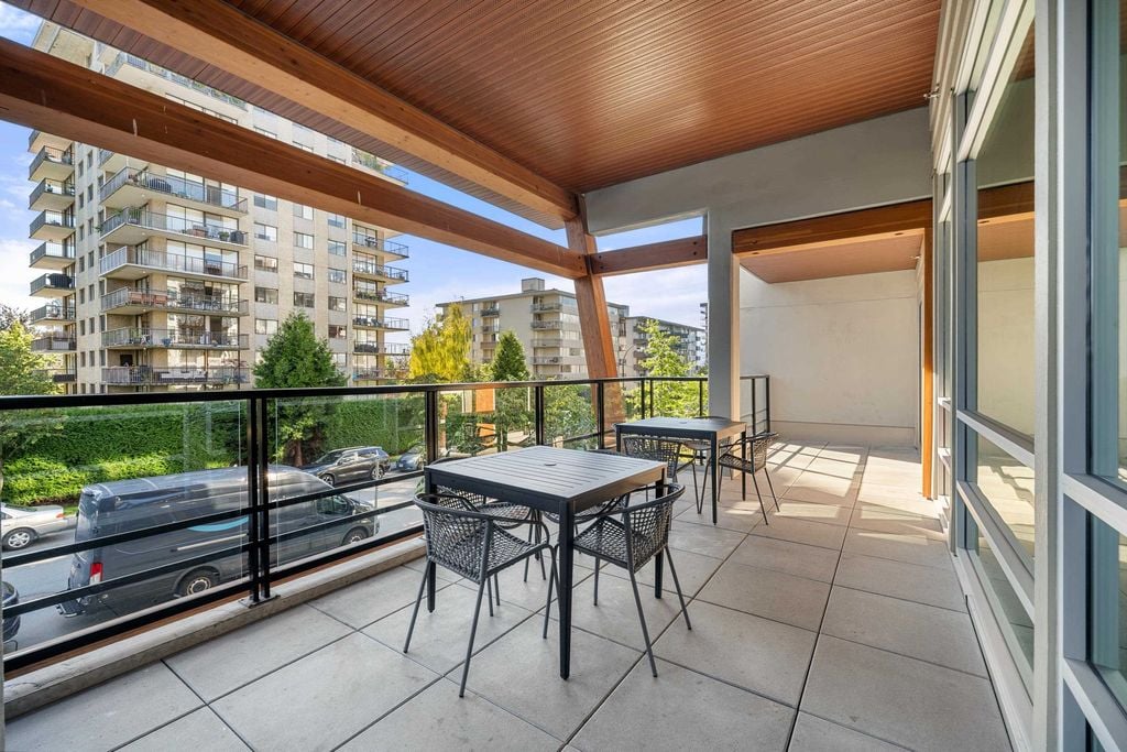 108 E 8th St, #214